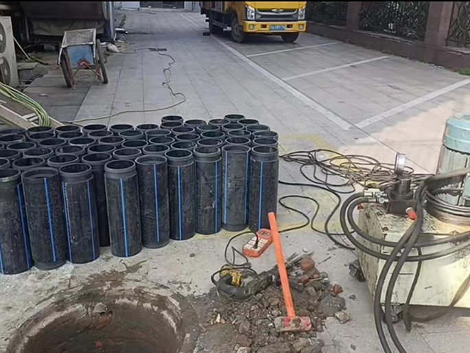 张沟镇PE置换管厂家 DN315置换管 非开挖管短管置换